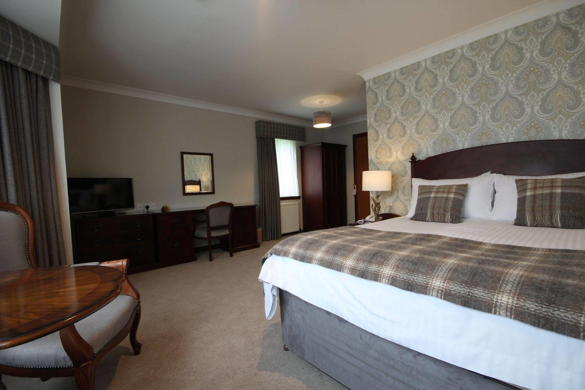 Strathburn Hotel Inverurie By Compass Hospitality Kültér fotó